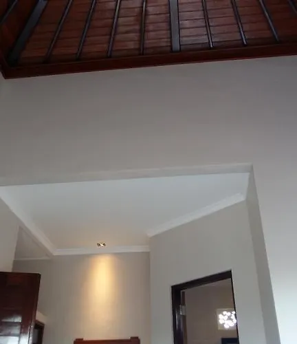 ゲストハウス Manik House